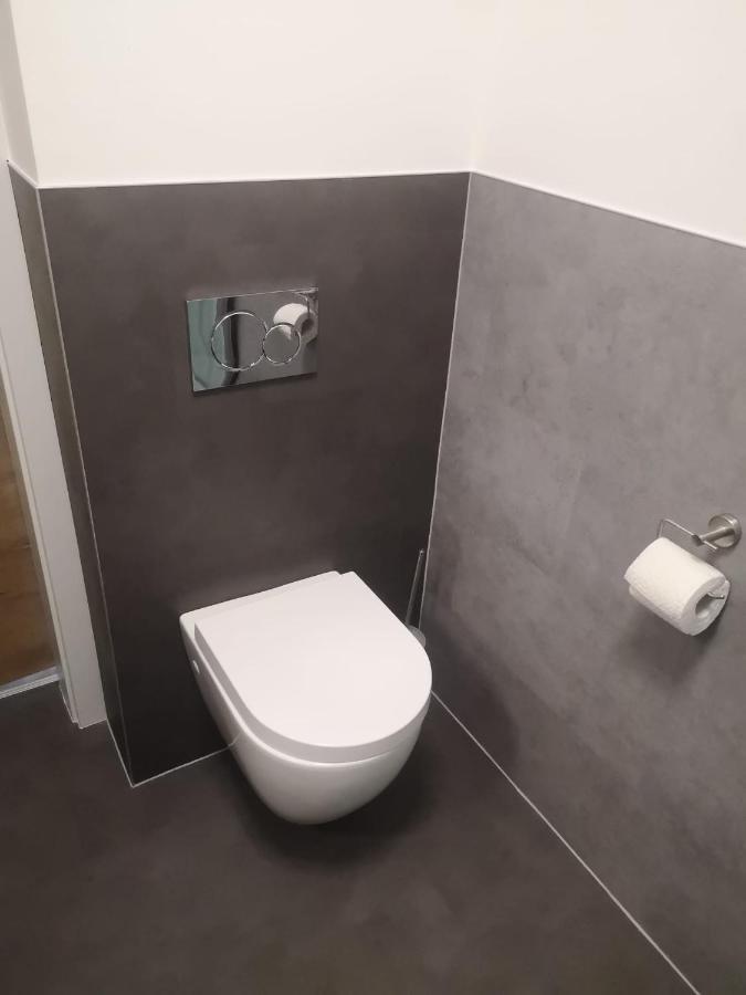 Homew4 - Rosen Apartment Hoheneich Bagian luar foto